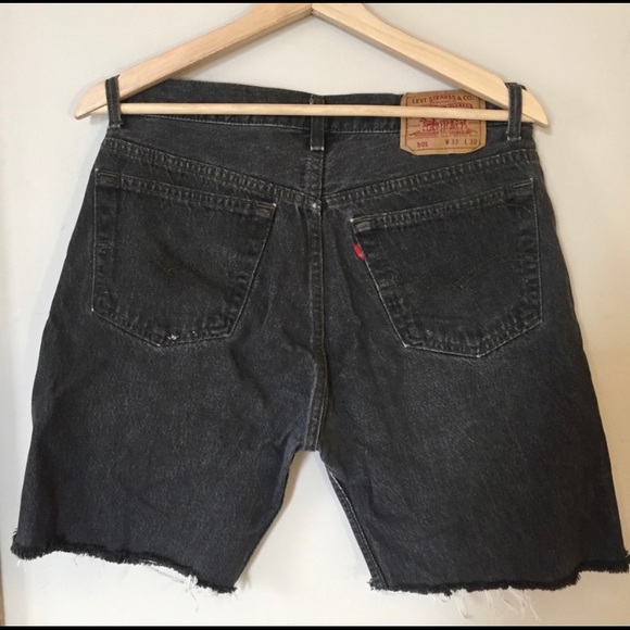 Vintage Levi’s 501 Shorts - Picture 2 of 2